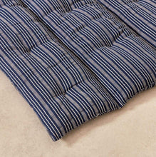 Cargar imagen en el visor de la galería, African Bedroll/Mattress - Jao Brand