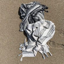 Cargar imagen en el visor de la galería, Nomad Striped Towel - Jao Brand
