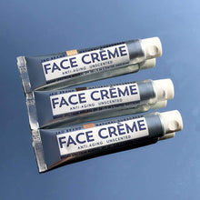 Cargar imagen en el visor de la galería, Face Crème Tinted Mineral Sunscreen - Jao Brand

