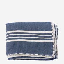 Cargar imagen en el visor de la galería, Farmer Stitch Blanket - Jao Brand
