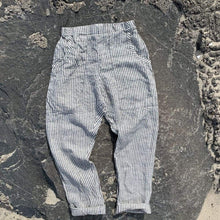 Cargar imagen en el visor de la galería, Flat Front Worker Pant - Jao Brand
