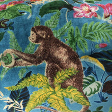 Cargar imagen en el visor de la galería, French Bed Roll - Velour Imprime - Jao Brand
