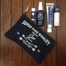 Cargar imagen en el visor de la galería, In Flight Essentials - Jao Brand
