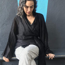 Cargar imagen en el visor de la galería, Kimono Top - Jao Brand
