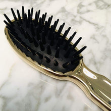Cargar imagen en el visor de la galería, Metalli Pneumatic Hairbrush - Jao Brand
