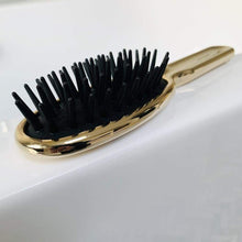 Cargar imagen en el visor de la galería, Metalli Pneumatic Hairbrush - Jao Brand
