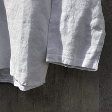 Cargar imagen en el visor de la galería, Osfal Linen Shirt - Jao Brand
