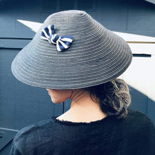Cargar imagen en el visor de la galería, Sun Hat - Jao Brand
