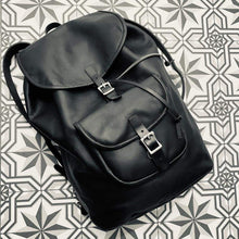 Cargar imagen en el visor de la galería, Thirty Year Old Backpack - Jao Brand
