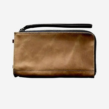 Cargar imagen en el visor de la galería, Wristlet / Travel Wallet - Jao Brand
